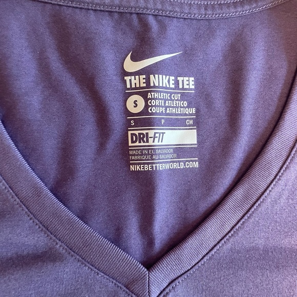 NWOT Nike Dri-fit Athletic Tee - Picture 1 of 4